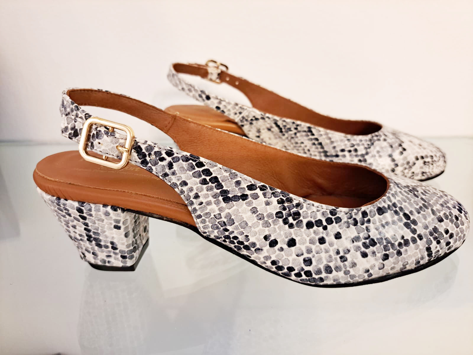 Mia Luxe Comfort elegant collection