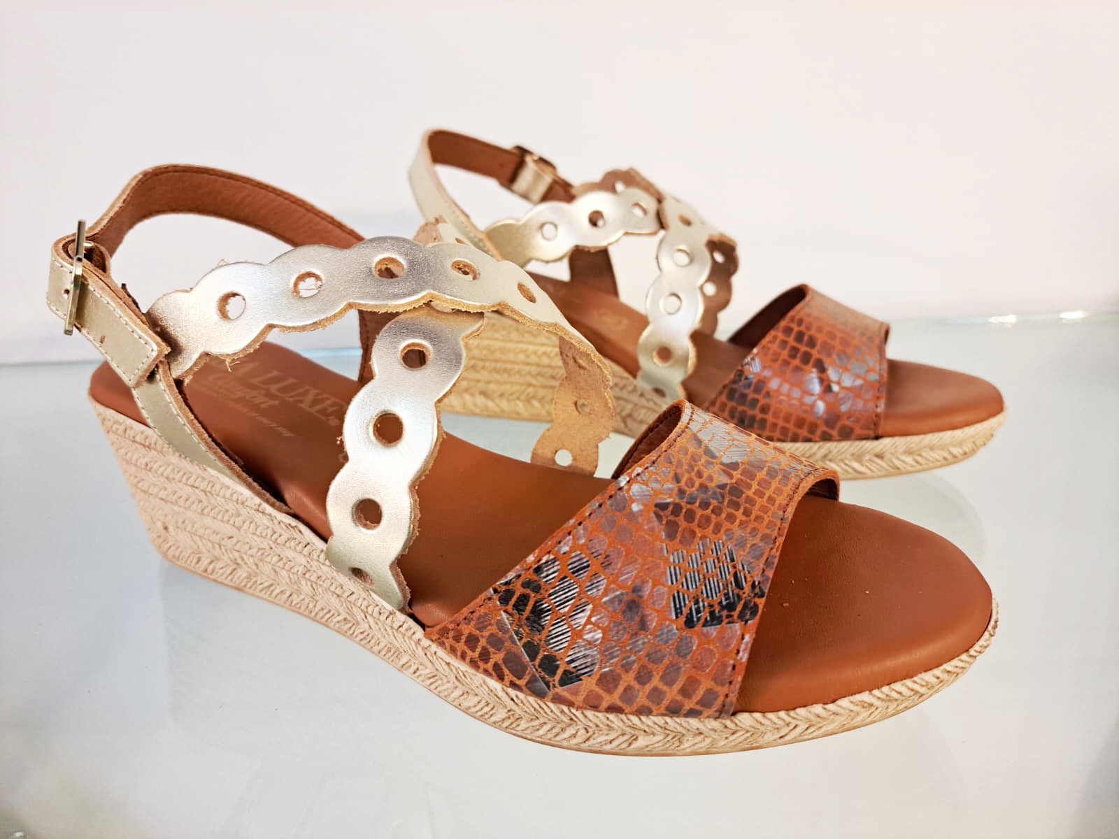 Mia Luxe Comfort sandals